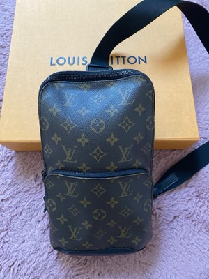 Louis Vuitton Avenue Umhängetasche Sling Bag Monogramm Makassar