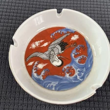 Porcelain Takahashi Shokai Red Seal Cranes  and Sea Waves Ash Tray