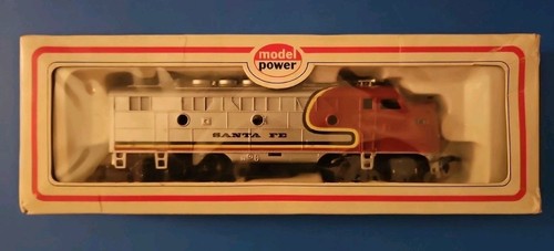 HO MODEL POWER Model Train Locomotive and Dummy 6730/6731 Untested - Picture 10 of 12