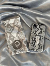 Loopy iPhone XS Phone Case Snake-Print with Matching Microfiber Cover