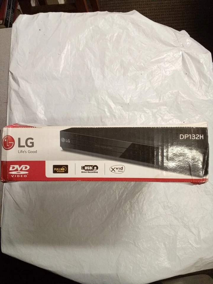 LG DVD Player (BLACK) Full HD Up-Scaling 1080P - Image 3 of 4