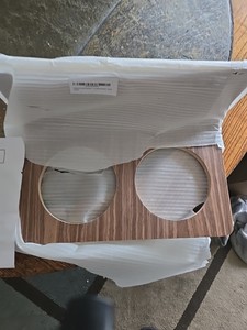 Cocomo Elevated Pet Dish Holder 