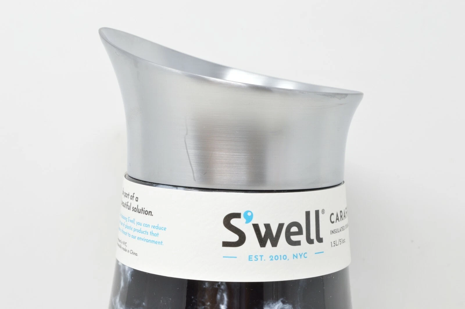 S'well Carafe - Thumbnail 5