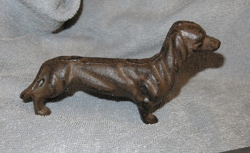 Cast Iron Dachshund Weiner Dog Doxie Paperweight Doorstop 6.5” Long