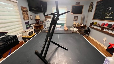 JamStands by Ultimate Support JS-AS100 Guitar Amp Stand   Adjustable & Foldable