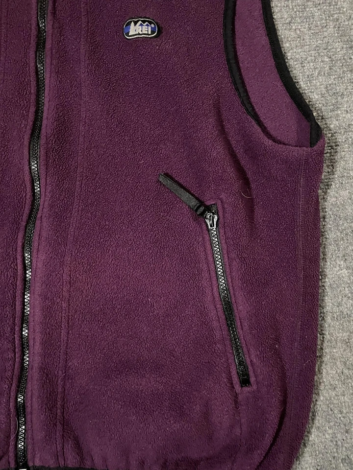 Vintage REI Vest Mens Medium Purple Polartec Fleece Zip Pockets Made USA 90s - Image 2 of 4