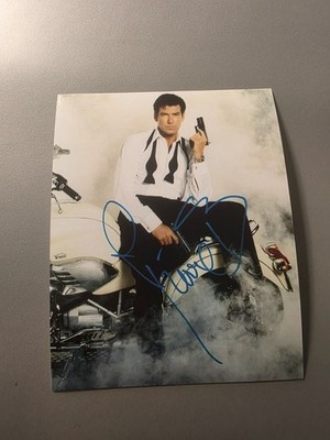 PIERCE BROSNAN (JAMES BOND 007) Repro-Autogramm -ca. 10x13 cm - (1546)