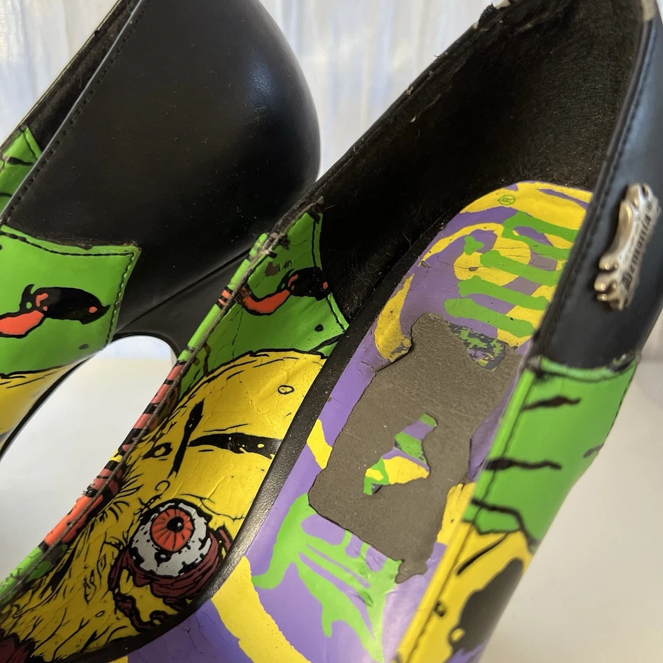 Bombas de Salto Demonia Zombie 03 Goth/Punk 4.3/4" Tamanho 7.5 - Imagem 2 de 4