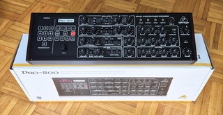 Behringer Pro 800 Classical analog 8 Voice Synthesizer inkl. Jexus Soundset