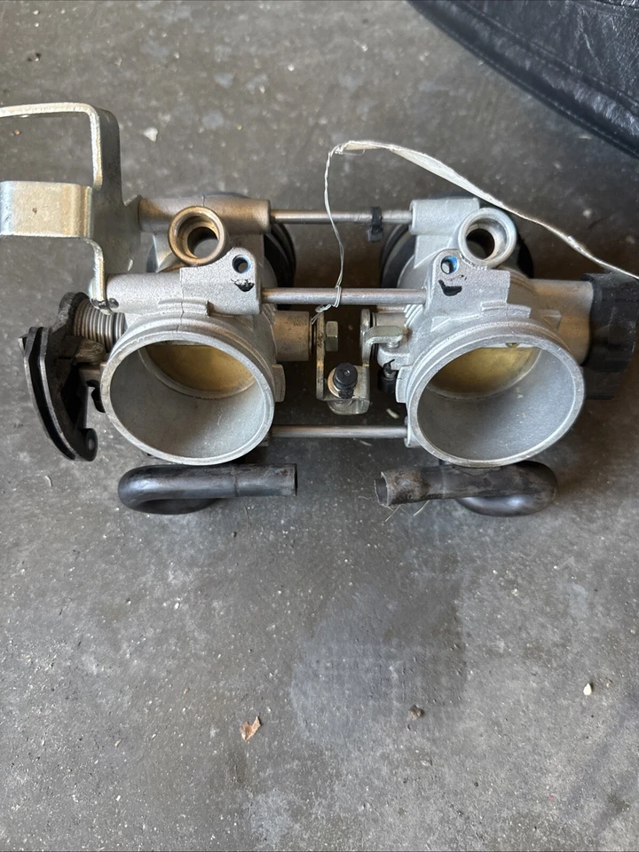 Carrocerias de acelerador abs padrão 2014 BMW F800GS fabricante de equipamento original - Imagem 2 de 3