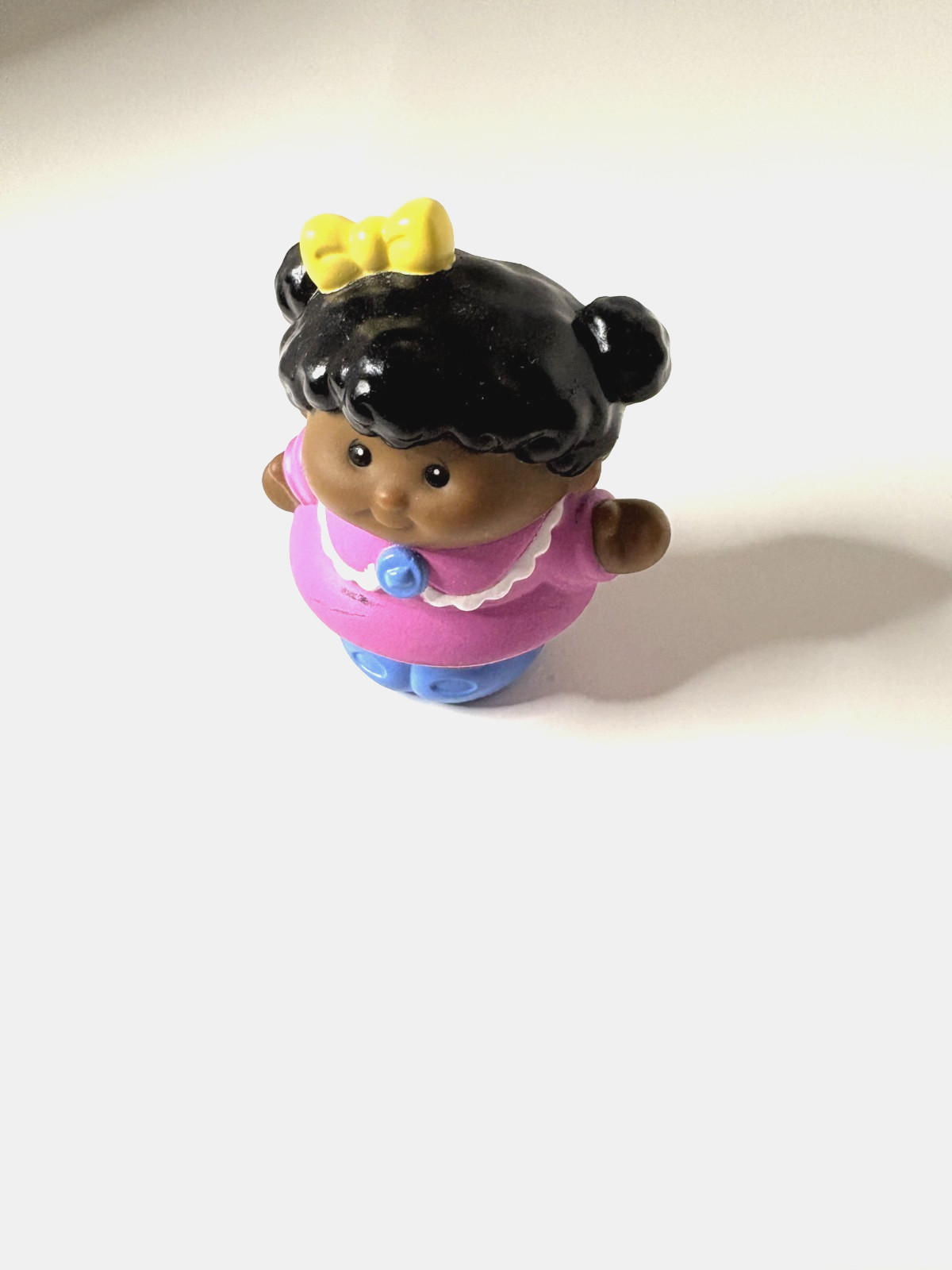 LITTLE TIKES AFRICAN AMERICAN GIRL W/ PINK DRESS AND YELLOW BOW IN HAIR 1990