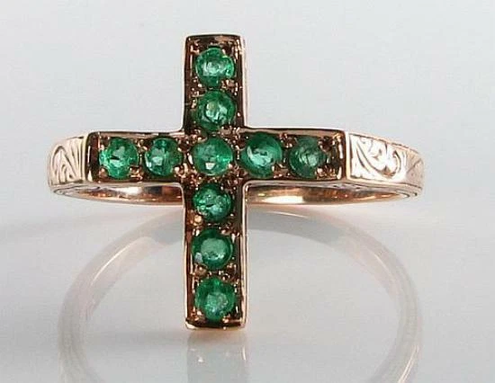 Anillo Cruz Art Deco de Oro Rosa 9K con Esmeralda Colombiana Natural