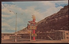 The Cliff Motor Lodge Wyoming United States Vintage Postcard