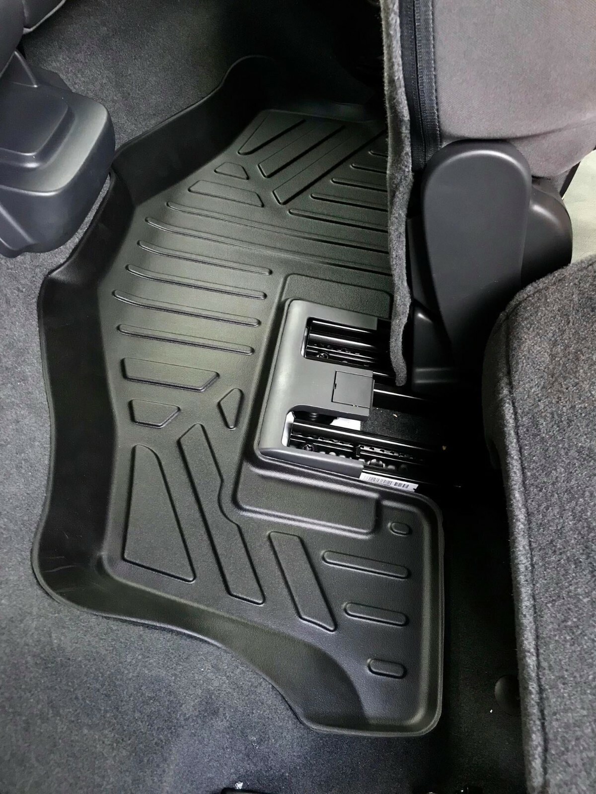 MaxPro Floor Mats 3D For Ford Everest 2015 2021 1st, 2nd and 3rd