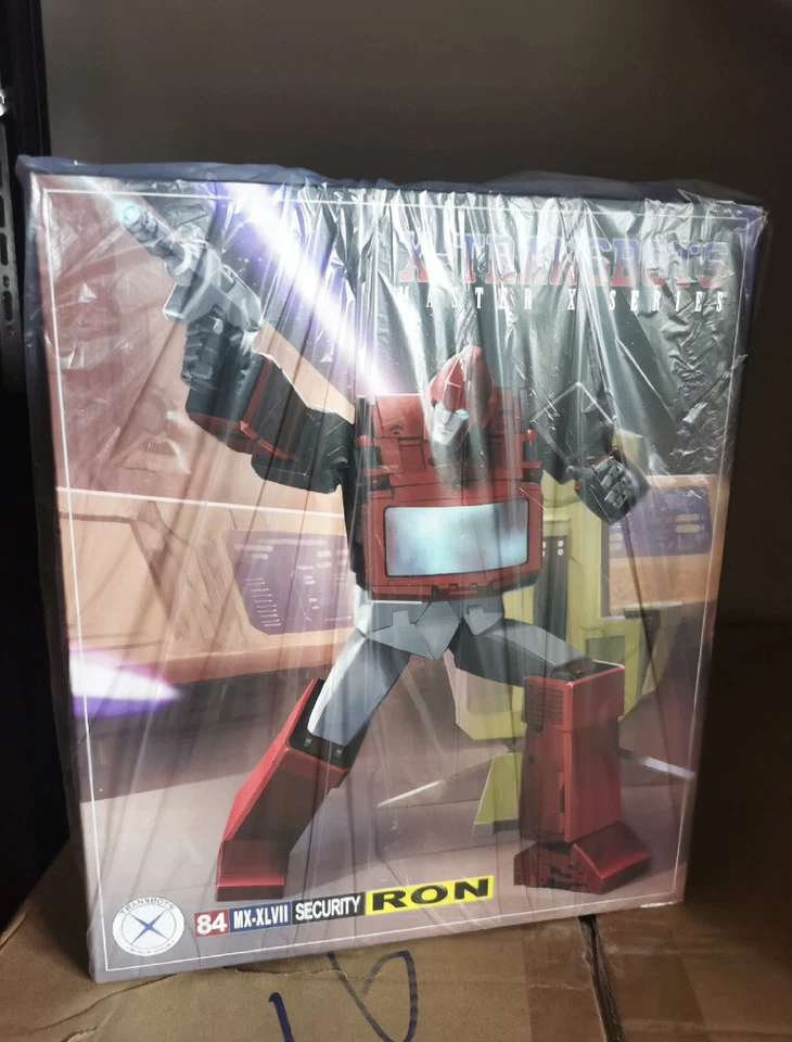 In Stock New X-Transbots MX-47 Ron Ironhide Action Figure Transforms Toy - Image 2 of 4