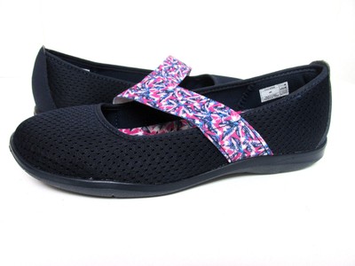 crocs swiftwater graphic sandal