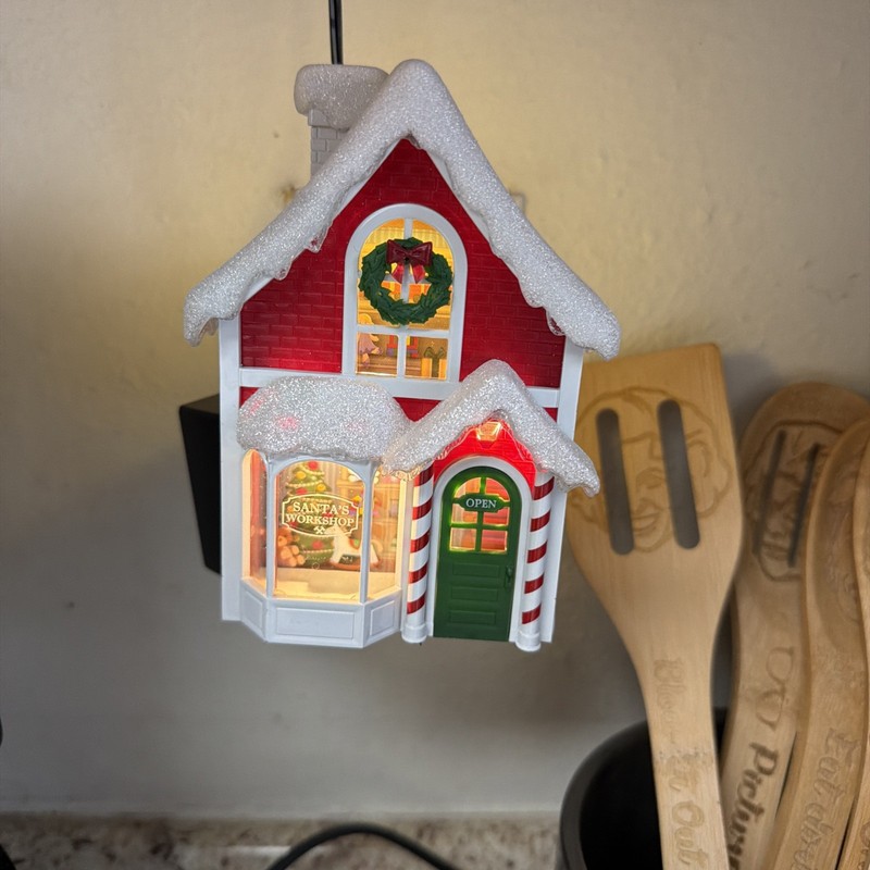 Bath & Body Works Santa’s Workshop Christmas Projector Wallflower Plug In Light
