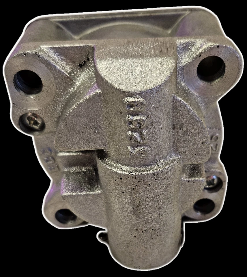 Triumph TR7 Oil Pump - Image 2 of 4