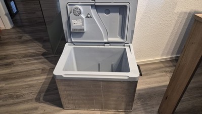 Mobicool Q40 AC/DC elektrische Kühlbox 39L   12V und 230V