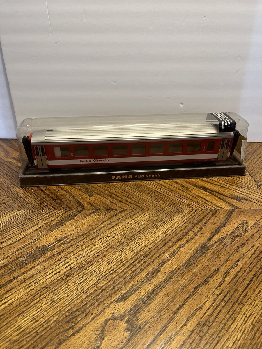 Voiture FAMA échelle O 1/45ème - Furka-Oberalp 1ère Classe - À Réparer