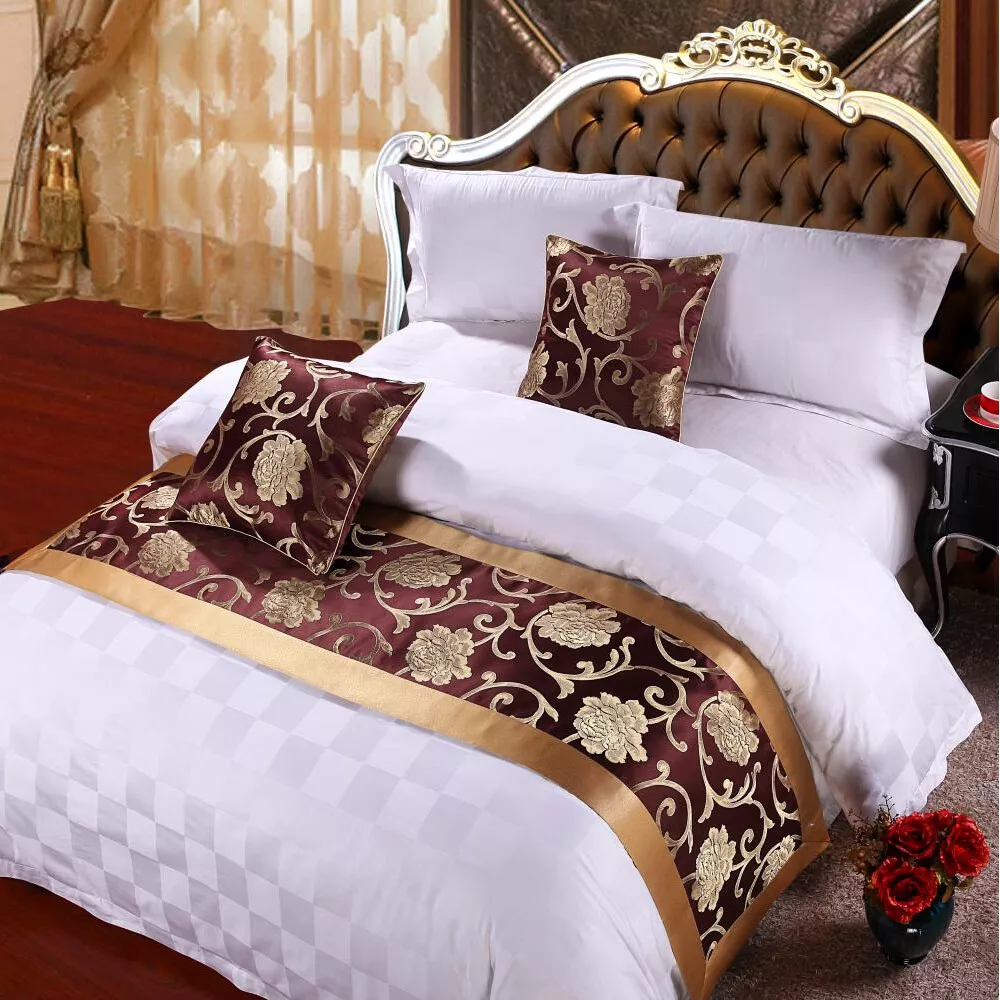Luxury Modern Smooth Bed Runner Bedding Protection Decor Bedding