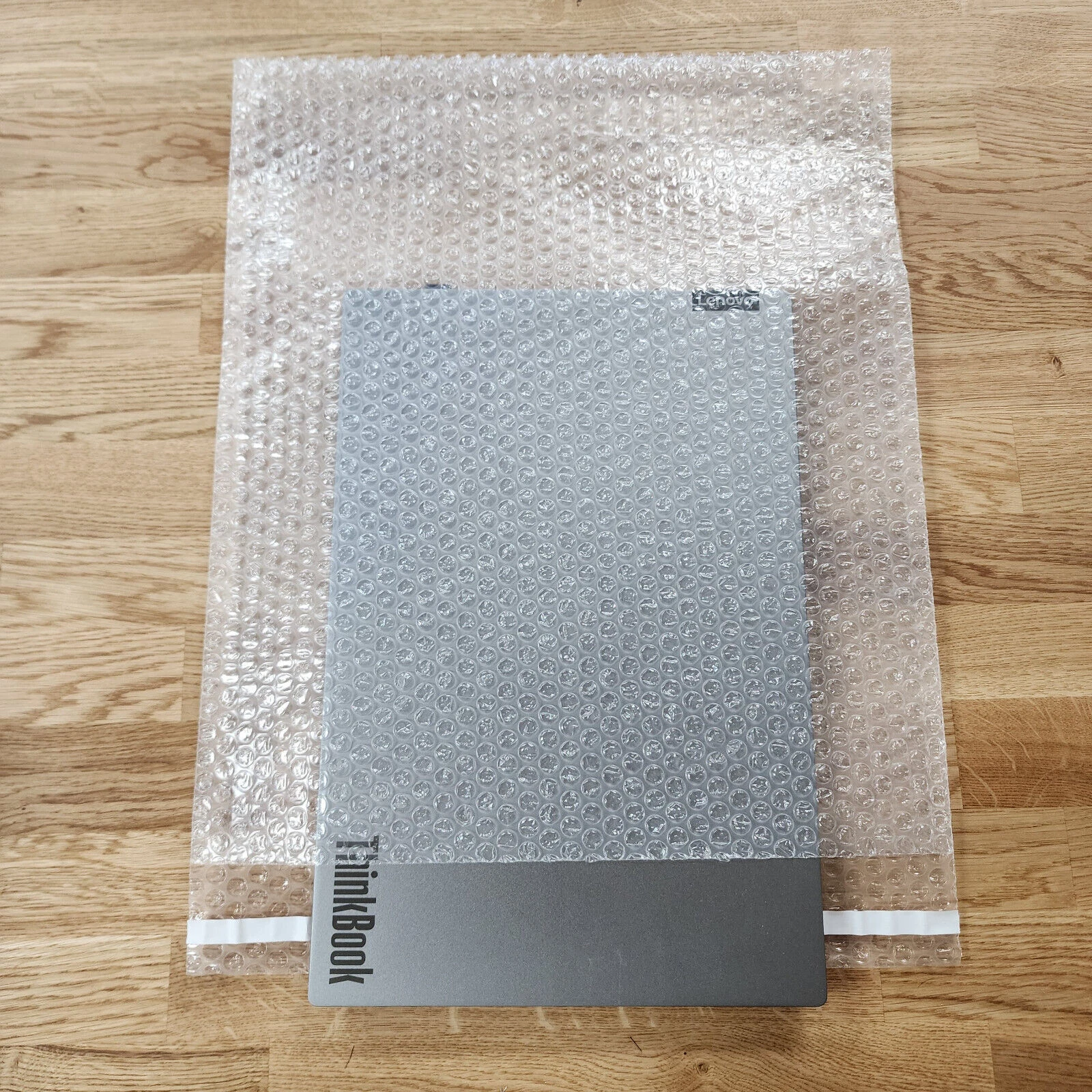 250 Pack 8" x 17.5" Bubble Out Pouches Bags Protective Mailers Self Seal Cushion image 9
