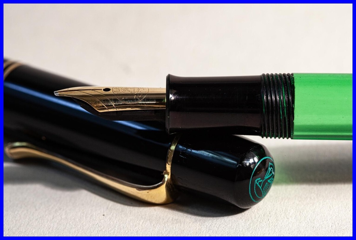 Pelikan　ペリカン　100N　OM 1954er PELIKAN 100N KOLBEN-FÜLLER Grün marmoriert OM - OBB 14K