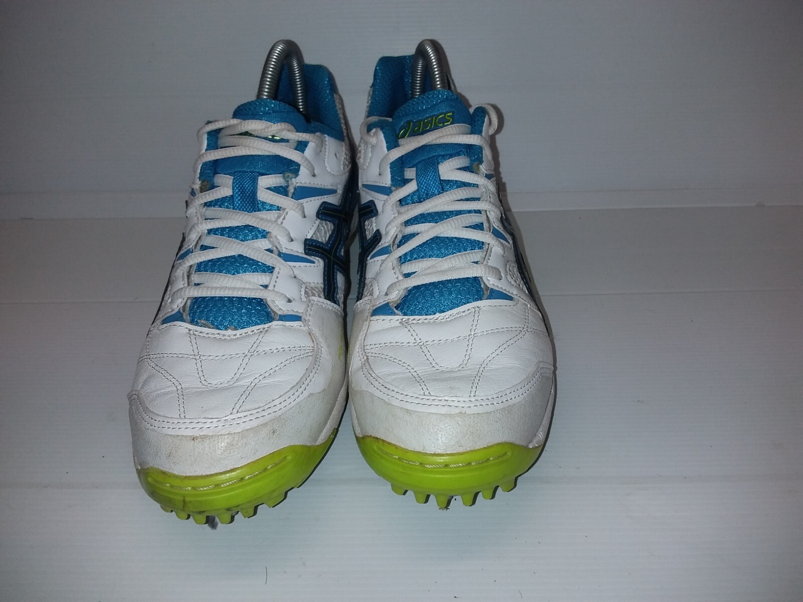 ASICS MEN'S GEL-GULLY CRICKET SHOES Size US