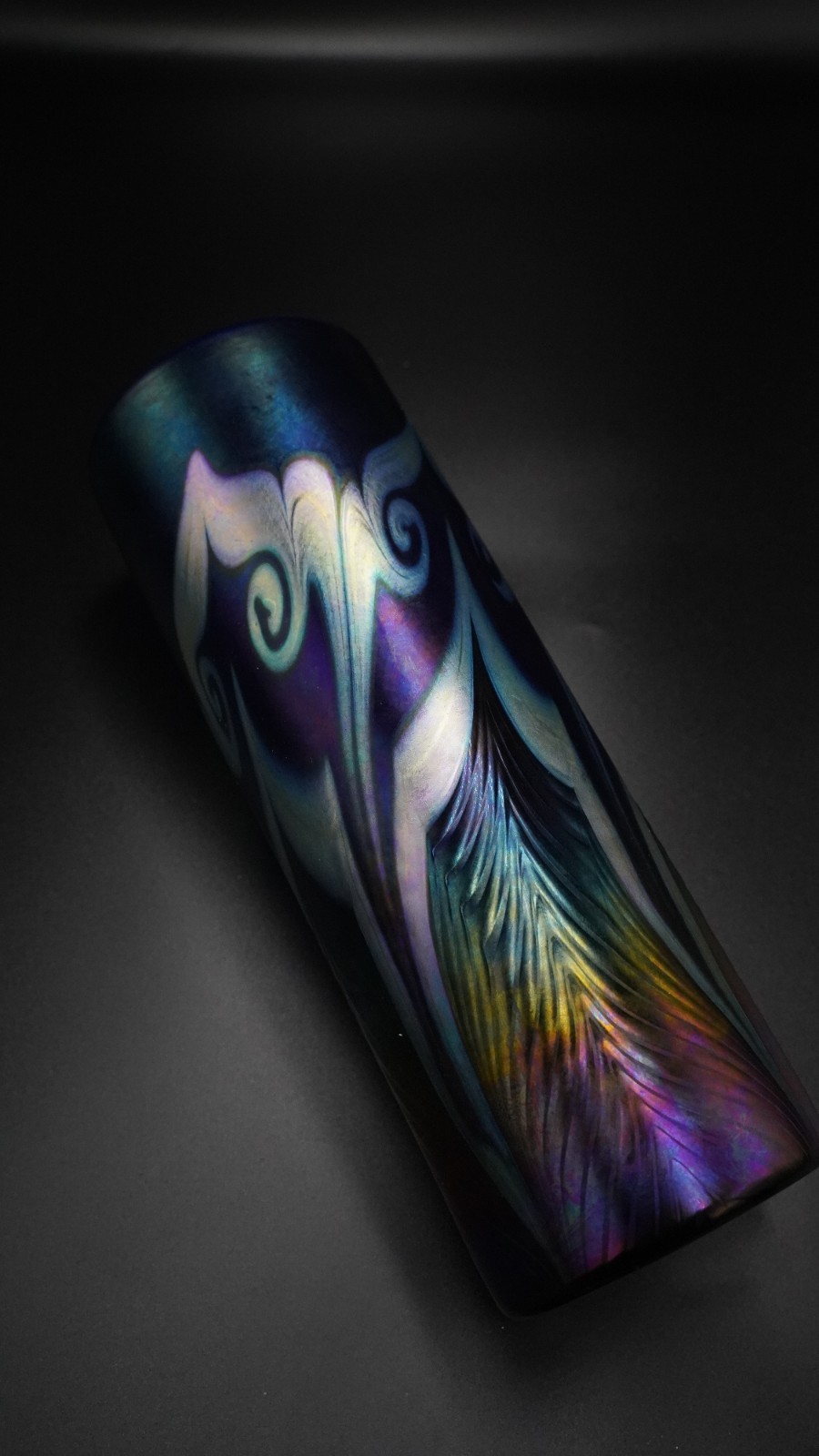 Rare Lundberg Studios Iridescent Art Glass Vase 2000 – 10” Signed Hand-Blown