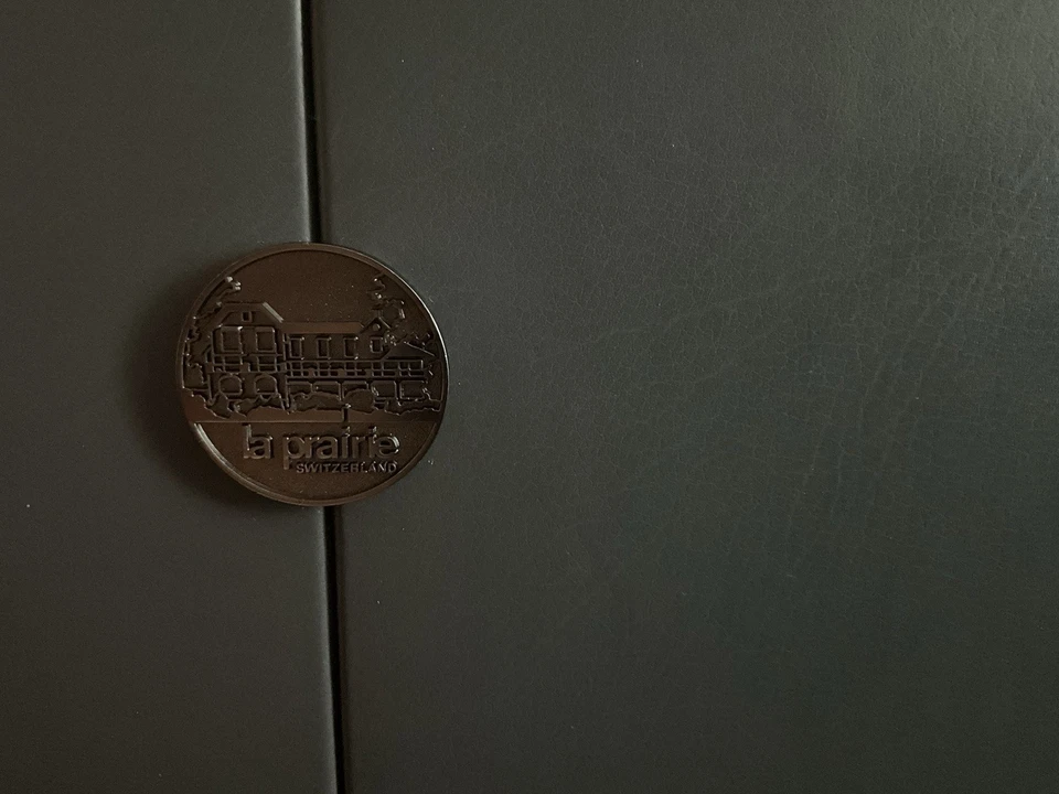 Caja de maquillaje y cuidado de la piel de encimera La Prairie, nueva en caja. ¡SÚPER RARO! Foto 3 de 4