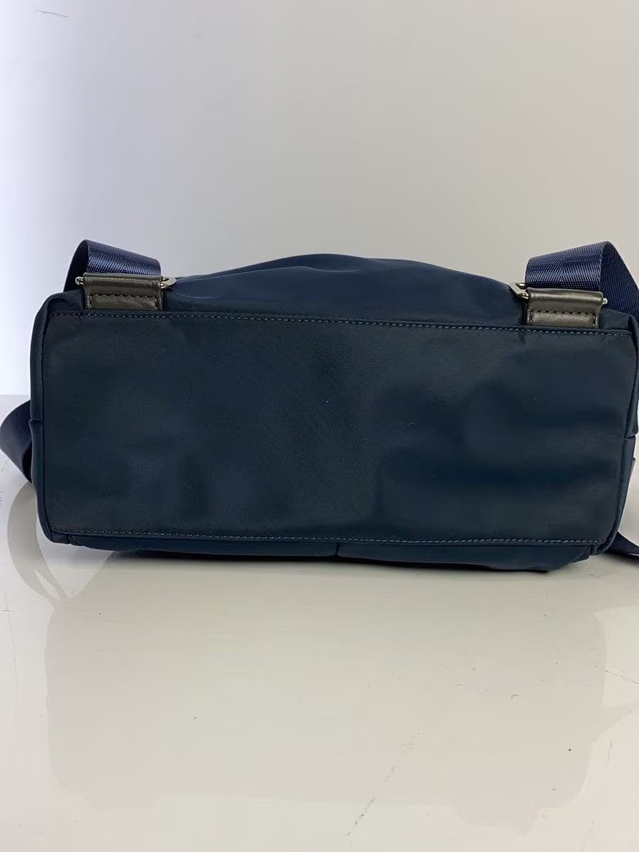 Kitamura Backpack -- NVY Plain - image 4