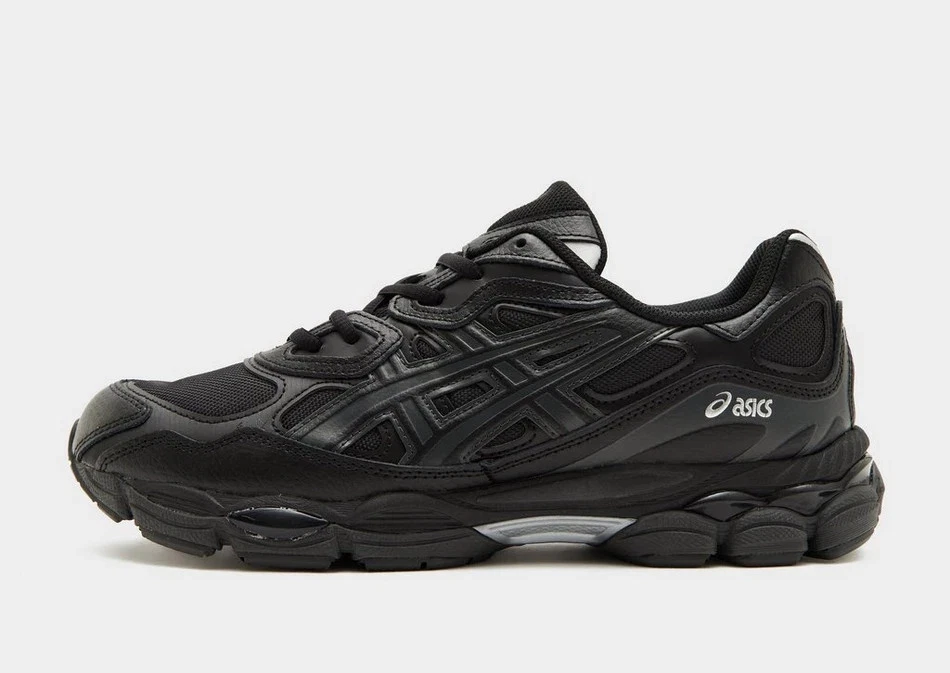 Asics Men's GEL-NYC Shoes in Black
Opens in a new window or tab
