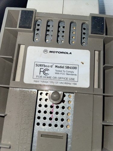 Motorola SURFboard Home/Office Cable Modem w/ Power Cord! 38 Mbps Model (SB4100) - Picture 5 of 21