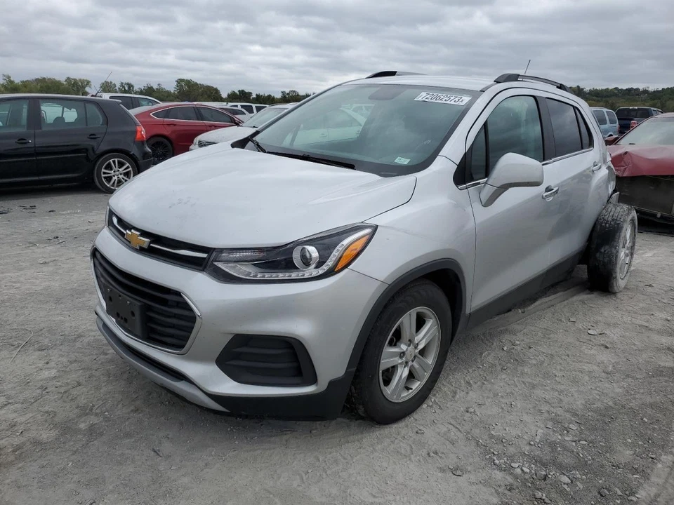 Manija de puerta exterior delantera usada se adapta a: Chevrolet Trax 2019 puerta trasera grado A Foto 2 de 4