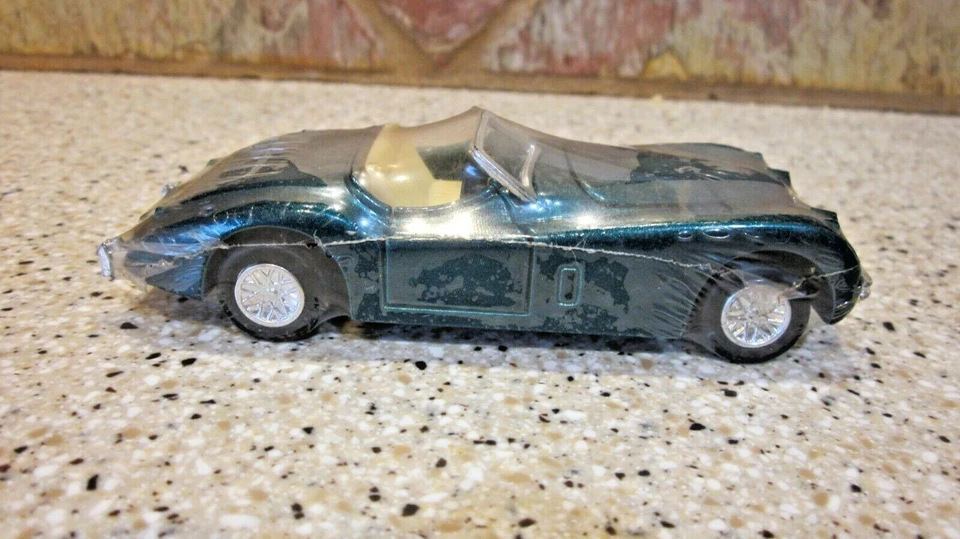 SCHYLLING — темно-зеленый винтажный классический автомобиль Sunnyside, SS 4715 - Изображение 4 из 4