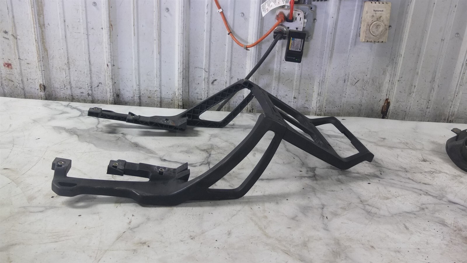 97 BMW R1100RT R 1100 RT R1100 Rear Back Storage Trunk Luggage Rack | eBay