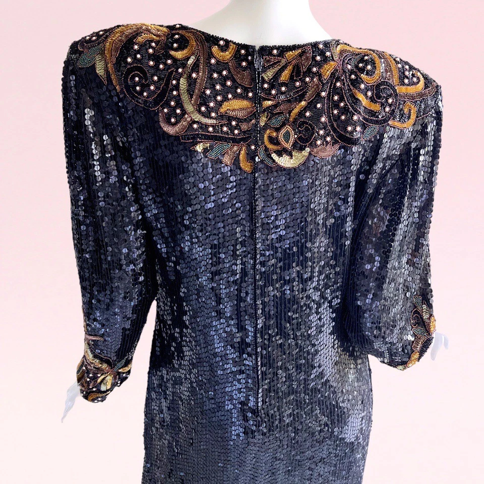 Vestido grande vintage de fiesta de cóctel con estrás de seda con cuentas de lentejuelas de la década de 1980 Foto 4 de 4