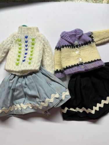 mommy made barbie lot includes sweaters with matching sweaters skirts apron - Zdjęcie 1 z 3