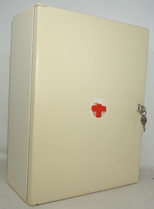 Hausapotheke Medikamentenschrank Wandschrank DDR 70er Jahre VINTAGE
