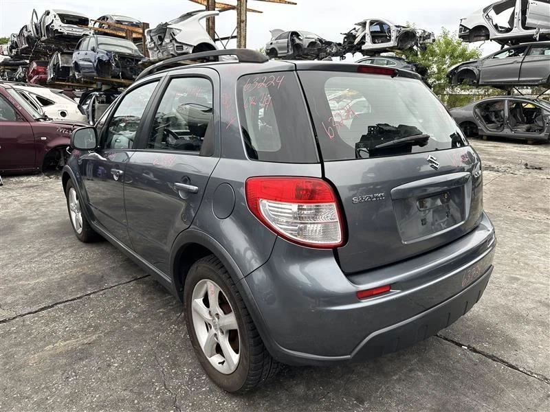 SX4 2008 Muffler 1134273 - Image 4 of 4