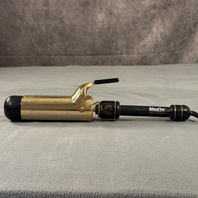#ad Helen of Troy Professional Gold Series 1.5 Inch Curling Iron Model 1004 450F $25.00