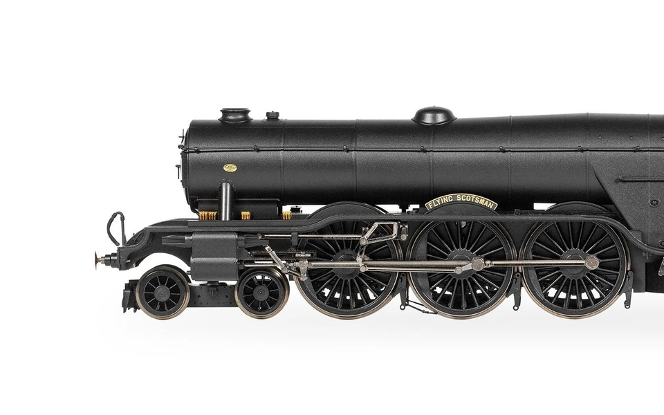 HORNBY R30454 LNER NE 4472 FLYING SCOTSMAN VE DAY 4-6-2 STEAM LOCOMOTIVE MODEL - Image 3 of 4
