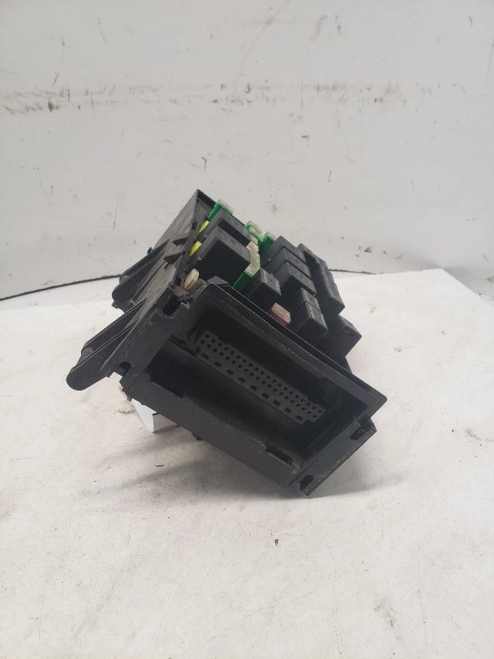 Motor de caja de fusibles para caravana 06-07 1435599 Foto 2 de 4