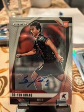 2025 Panini Prizm K League Do Yun Hwang Base auto