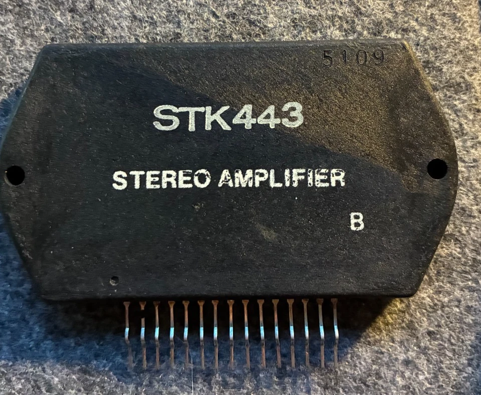 STK443 Stereo Amplifier IC