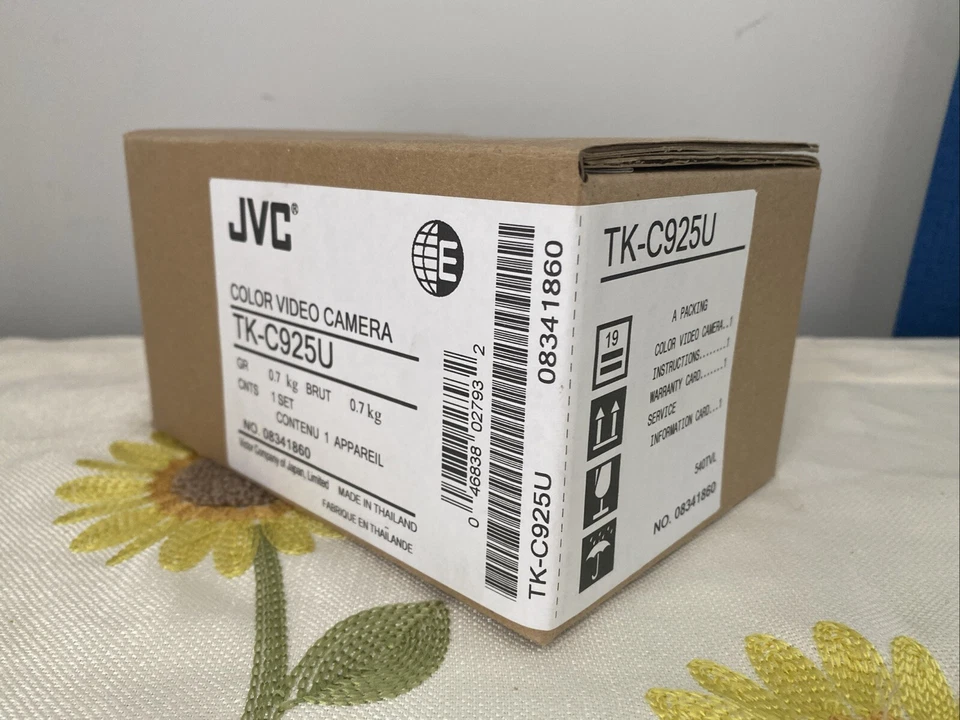 JVC TK-C925U / TKC925U ( 08341860 ) Color Video Camera Brand New Factory Sealed - Image 3 of 4