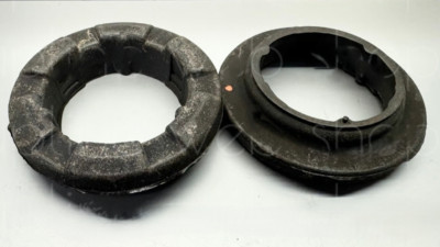 Replacement Rubber Rr35h Genuine Nissan R35 GT-R Rear Upper Rubber Spring Seat Set LH RH ...
