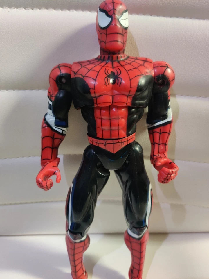 Spider-Man 11” 2000 Marvel Posable Figura de Acción Spiderman Película  Foto 2 de 4