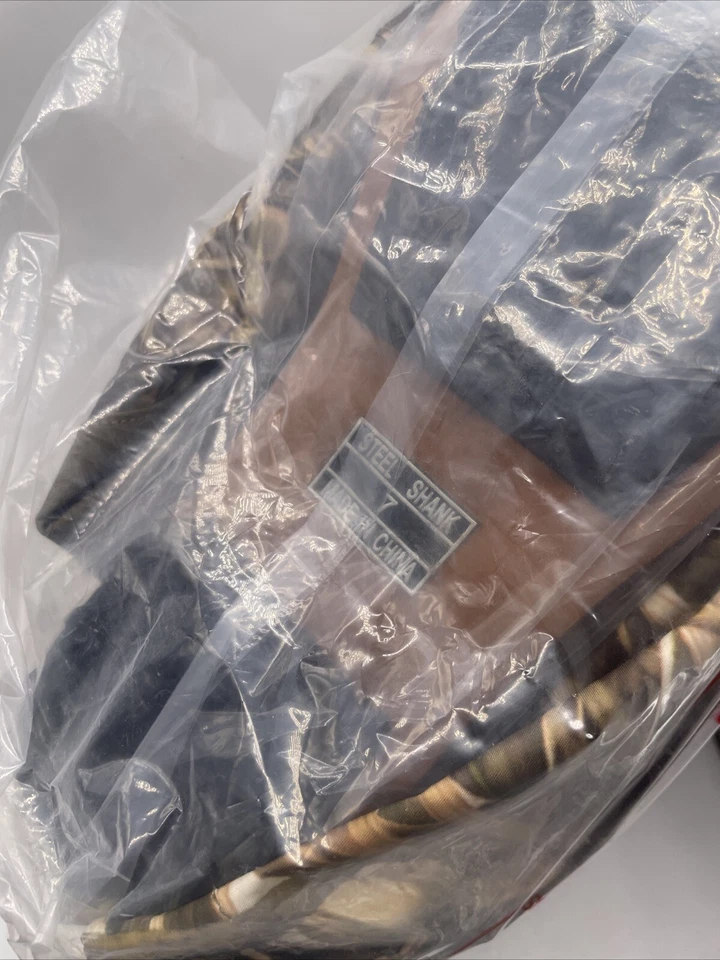 Caddis Mossy Oak Shadow Grass Habitat Camo Breathable Bootfoot Wader Size 7 - Image 3 of 3