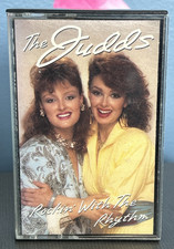 The Judds - Rockin With The Rhythm - Cassette JJ